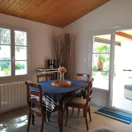 Maison Barbâtre, 4 Pièces, 6 Personnes - Fr-1-224b-26 * Barbâtre